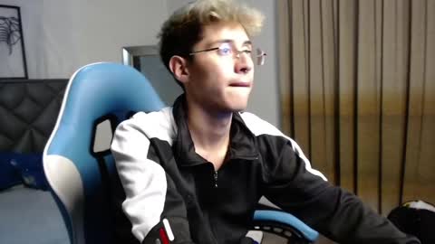 Adam online show from April 14, 3:17 am