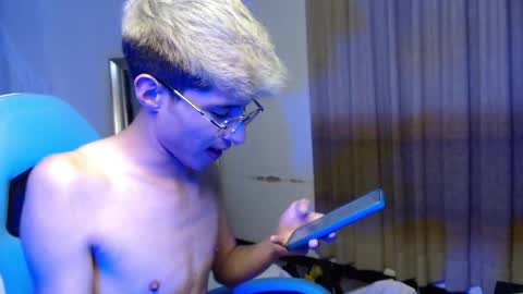 Adam online show from April 13, 2:12 am