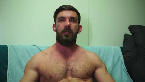 adam_fucks online show from April 4, 8:39 pm