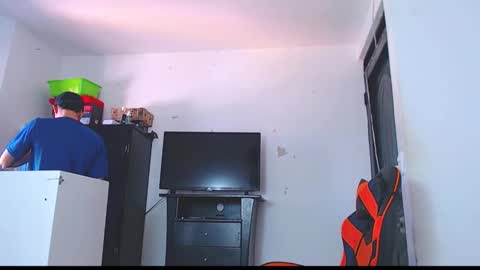 adam hot11 online show from January 10, 8:44 pm