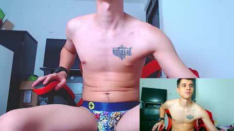 adam hot11 online show from December 22, 10:18 pm