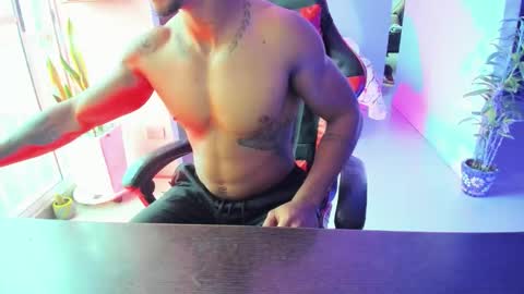 Snapshot of adam_valencia chatting on October 23, 7:06 pm Adam Valencia online show from October 23, 7:06 pm