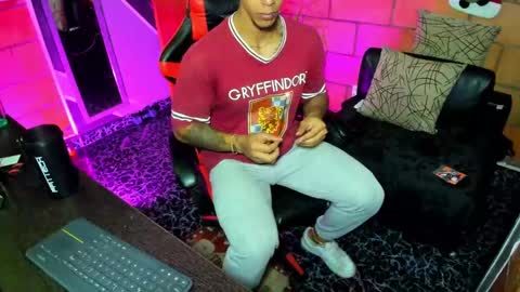 Snapshot of adam_valencia chatting on January 15, 12:09 am Adam Valencia online show from January 15, 12:09 am