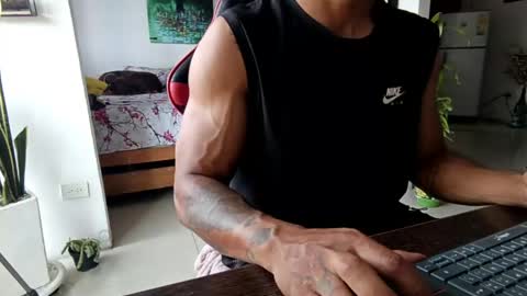 Adam Valencia online show from April 25, 9:12 pm