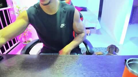 Snapshot of adam_valencia chatting on October 15, 1:46 am Adam Valencia online show from October 15, 1:46 am