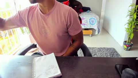 Snapshot of adam_valencia chatting on October 16, 4:26 pm Adam Valencia online show from October 16, 4:26 pm