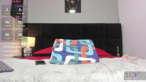 adam_walker_1 online show from May 7, 9:59 pm