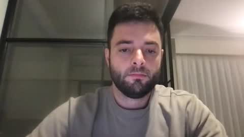 Snapshot of adamagreen99 chatting on January 20, 7:46 pm Alberto online show from January 20, 7:46 pm