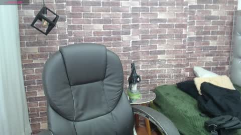 Adam online show from January 12, 5:01 pm