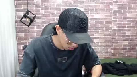 Adam online show from February 22, 4:40 am