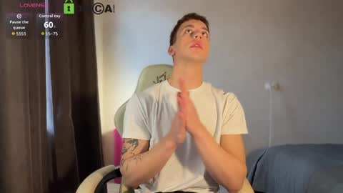 Hi Im Adam Glad to see u here 3 And its my first day online show from April 24, 2:52 pm