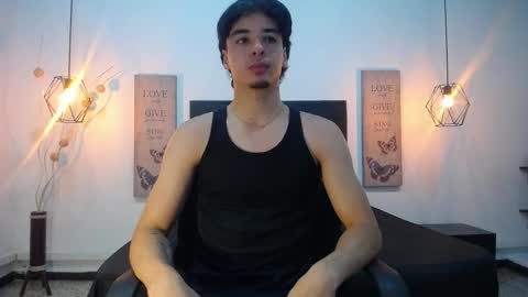 Snapshot of adams_collins_ chatting on September 29, 11:19 am Adams online show from September 29, 11:19 am