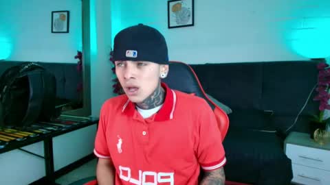 AdamsWalkerr  online show from April 22, 1:27 pm