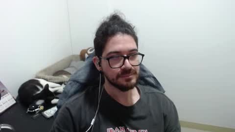 Adam online show from December 14, 7:04 am