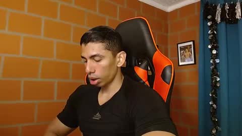 Snapshot of adan_sin1 chatting on January 23, 2:28 pm Adan Sin online show from January 23, 2:28 pm