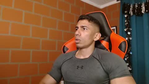 Snapshot of adan_sin1 chatting on January 5, 8:21 pm Adan Sin online show from January 5, 8:21 pm