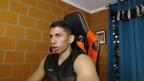 Snapshot of adan_sin1 chatting on February 5, 4:15 pm Adan Sin online show from February 5, 4:15 pm