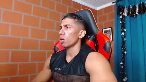 Snapshot of adan_sin1 chatting on December 11, 3:00 pm Adan Sin online show from December 11, 3:00 pm