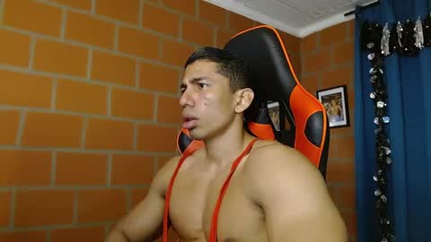 Snapshot of adan_sin1 chatting on February 12, 2:32 pm Adan Sin online show from February 12, 2:32 pm