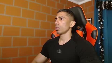 Snapshot of adan_sin1 chatting on January 10, 3:58 pm Adan Sin online show from January 10, 3:58 pm