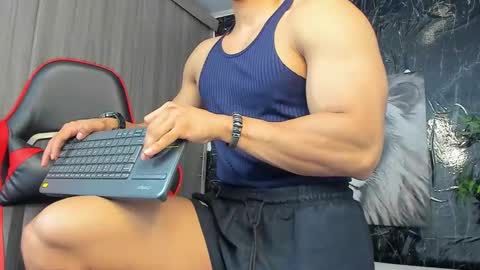 Snapshot of adan_sin1 chatting on September 10, 5:00 pm Adan Sin online show from September 10, 5:00 pm