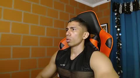 Snapshot of adan_sin1 chatting on January 29, 3:47 pm Adan Sin online show from January 29, 3:47 pm