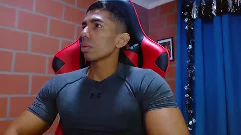 Snapshot of adan_sin1 chatting on December 2, 2:39 pm Adan Sin online show from December 2, 2:39 pm