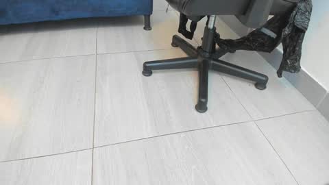 Snapshot of adbel_sady chatting on January 10, 11:11 am adbel sady online show from January 10, 11:11 am