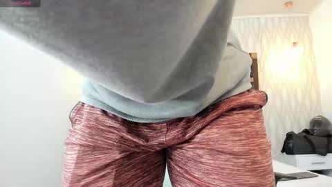 Snapshot of adbel_sady chatting on February 24, 11:32 am adbel sady online show from February 24, 11:32 am