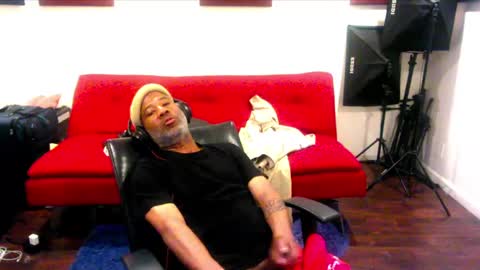 adick_ting online show from December 30, 11:06 pm