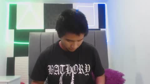 adonis_latin_19 online show from April 8, 3:18 am