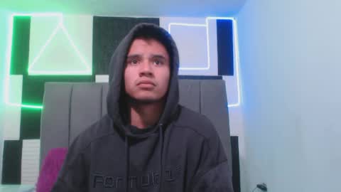 adonis_latin_19 online show from April 21, 3:13 am