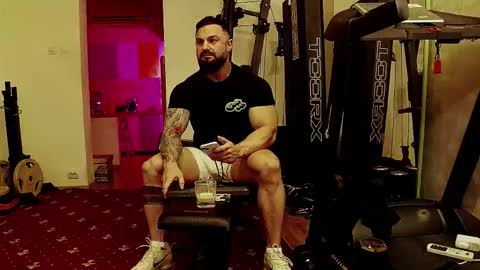 Snapshot of adonis_msc chatting on October 26, 2:02 am Adonis online show from October 26, 2:02 am