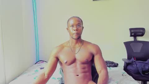Snapshot of adonisknigh chatting on October 5, 7:29 pm Adonis Knight online show from October 5, 7:29 pm
