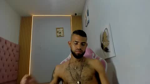 adri_sexboy229 online show from September 9, 2:11 am