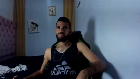 Snapshot of adri_sexboy229 chatting on October 4, 7:57 am adri_sexboy229 online show from October 4, 7:57 am