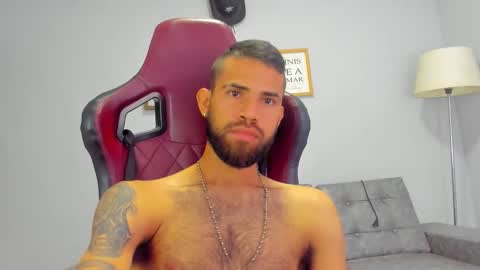 adri_sexboy229 online show from September 19, 2:34 am
