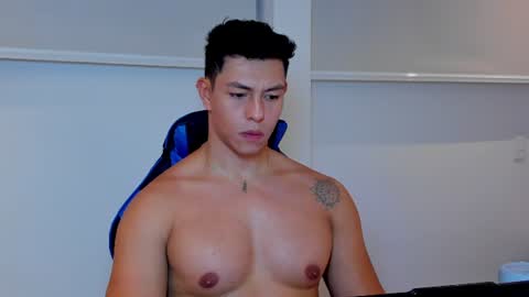 Adrian del Mar online show from June 20, 2:16 am