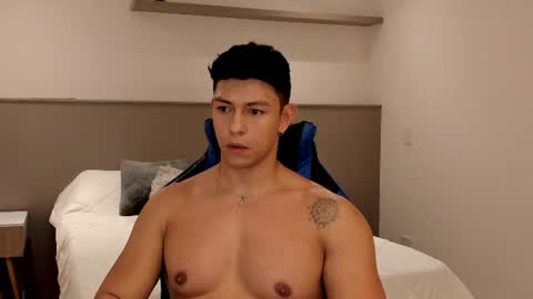 Adrian del Mar online show from June 22, 2:28 am