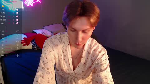 Snapshot of adrian_di chatting on January 20, 2:25 pm Adrian online show from January 20, 2:25 pm