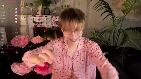 Snapshot of adrian_di chatting on February 11, 4:13 pm Adrian online show from February 11, 4:13 pm