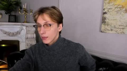 Snapshot of adrian_di chatting on December 5, 4:12 pm Adrian online show from December 5, 4:12 pm