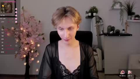 Snapshot of adrian_di chatting on March 2, 4:36 pm Adrian online show from March 2, 4:36 pm