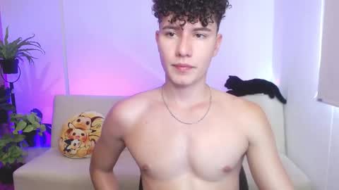 adrian morelli online show from December 5, 7:54 pm