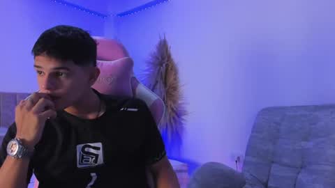 ADRIAN online show from June 5, 6:46 pm