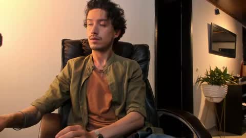 Adrian Williams online show from April 15, 8:42 pm