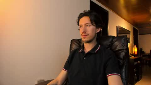 Adrian Williams online show from April 3, 12:51 am