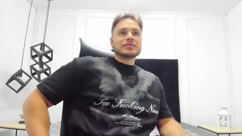 Snapshot of adrien_roche888 chatting on September 27, 11:13 pm Adrein Roche online show from September 27, 11:13 pm