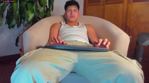 Santi online show from December 4, 2:31 am