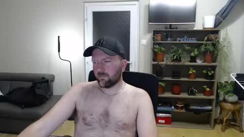 Felix84 online show from April 17, 10:23 pm